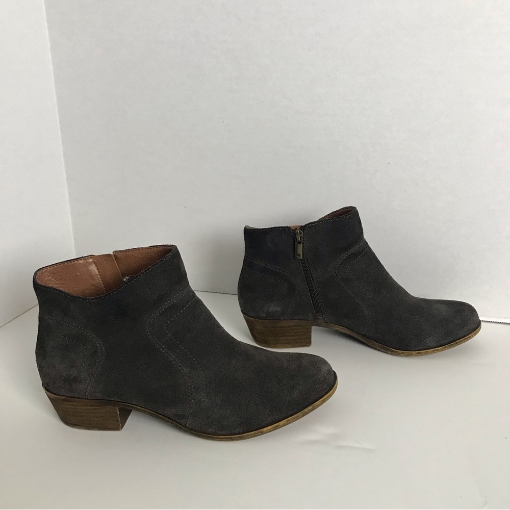 Lucky Brand Womens Gray Suede Ankle Boots Size 10 Stacked Heel Boho Minimalist